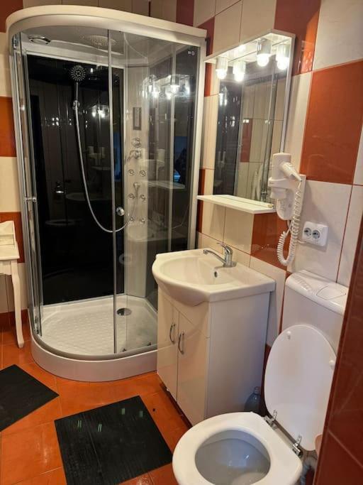 Iazi Apartament Μπρασόβ Εξωτερικό φωτογραφία