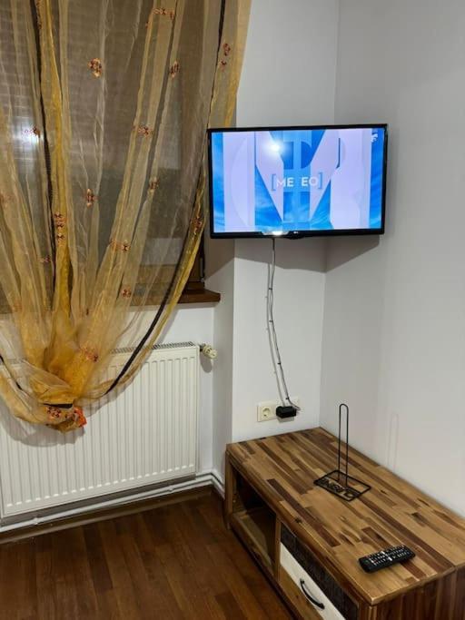 Iazi Apartament Μπρασόβ Εξωτερικό φωτογραφία